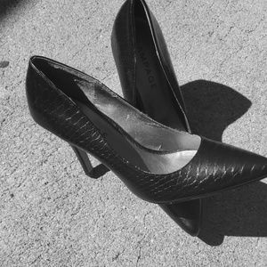 Black heels